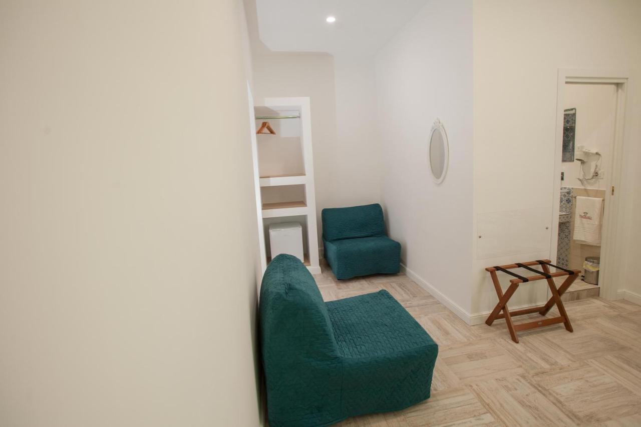 Il Gioiellino Art Bed & Breakfast 2*